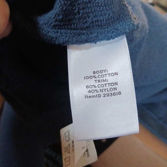 L.L. Bean Men's Two-Tone Black and Blue Jacket - Picture 4 of 4